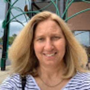 Meet your Posher, Beth